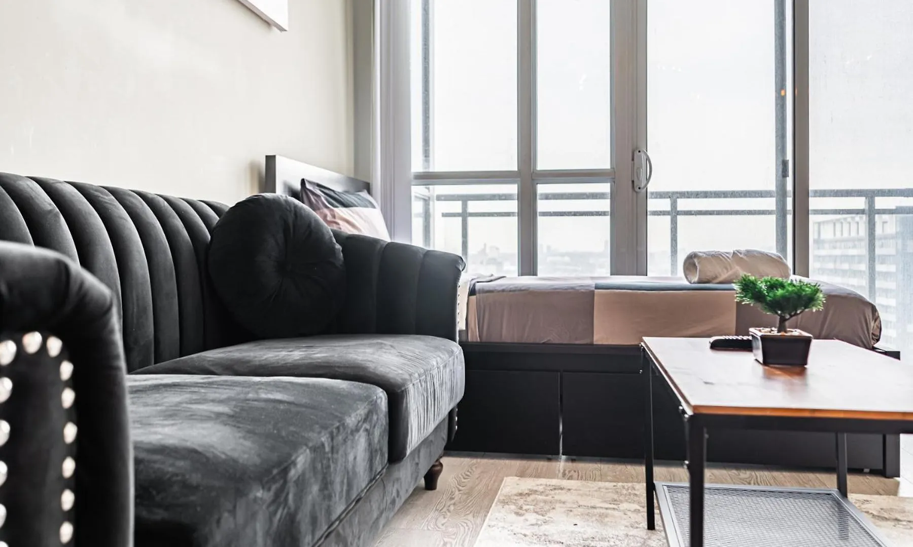 Apartment Iceboat Residence Toronto Canada